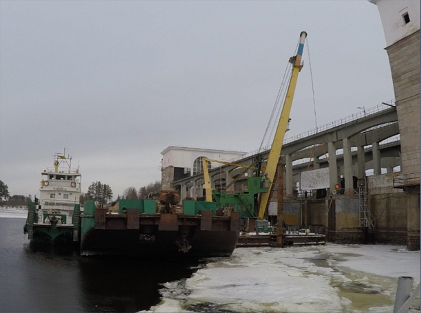 Гидромеханическое оборудование заменено на водосливной плотине Рыбинской ГЭС 
