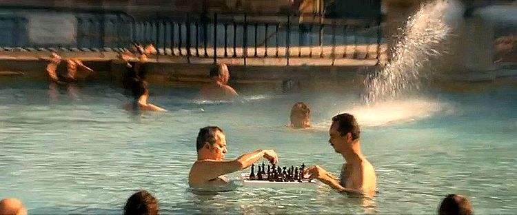 Столетний старик, который вылез в окно и исчез /Hundraåringen som klev ut genom fönstret och försvann/ 2013 (1:24:47 / 1:54:17)