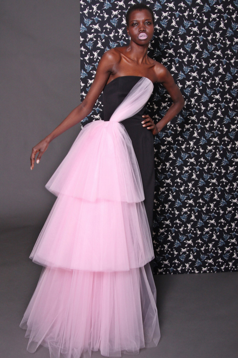 39-christian-siriano-prefall-2017.jpg