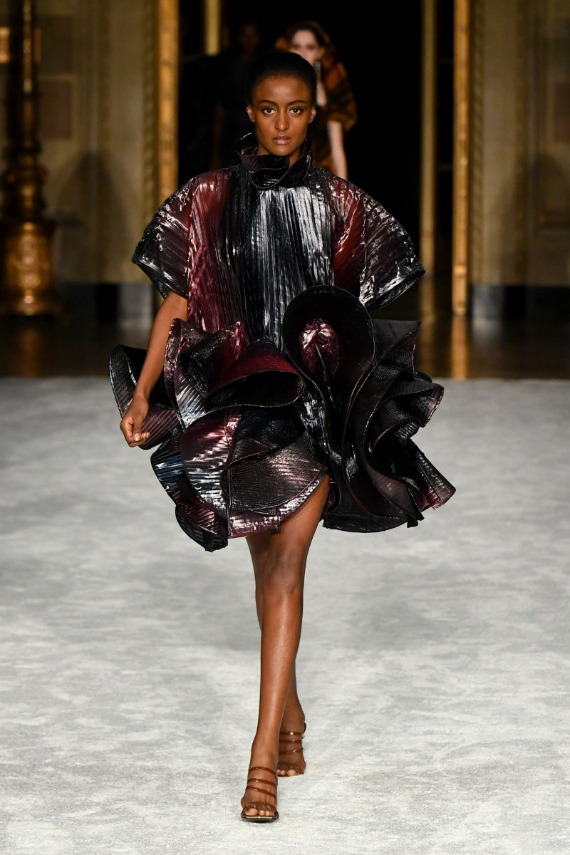 00038-Christian-Siriano-Fall-21.jpg