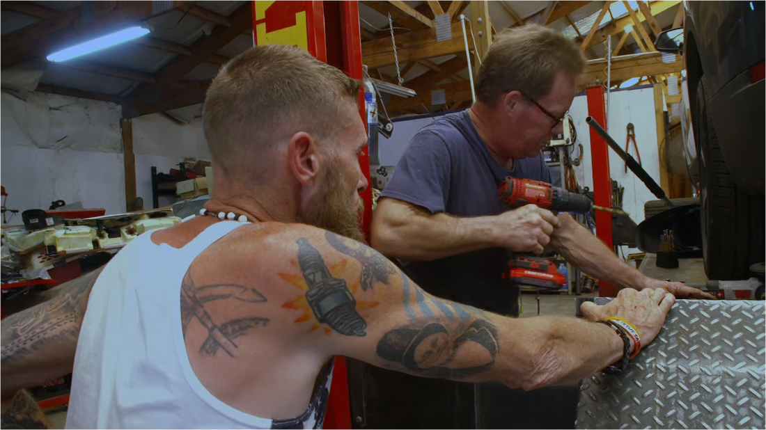 Moonshiners S13E02 [1080p] (x265) 1868635f9ee878e41e9d6659216c2b11