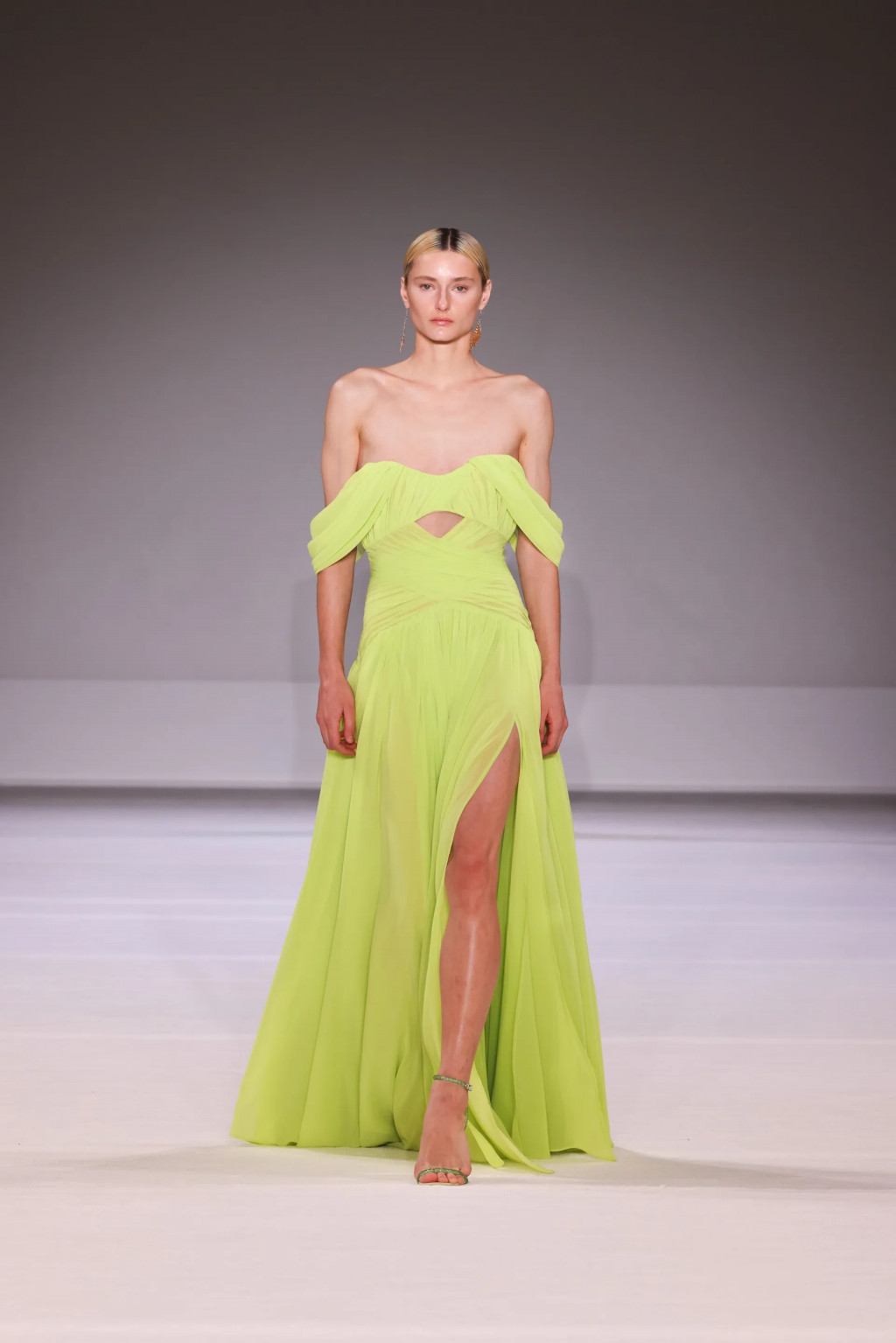 00012-homolog-spring-2024-couture-credit-brand.webp