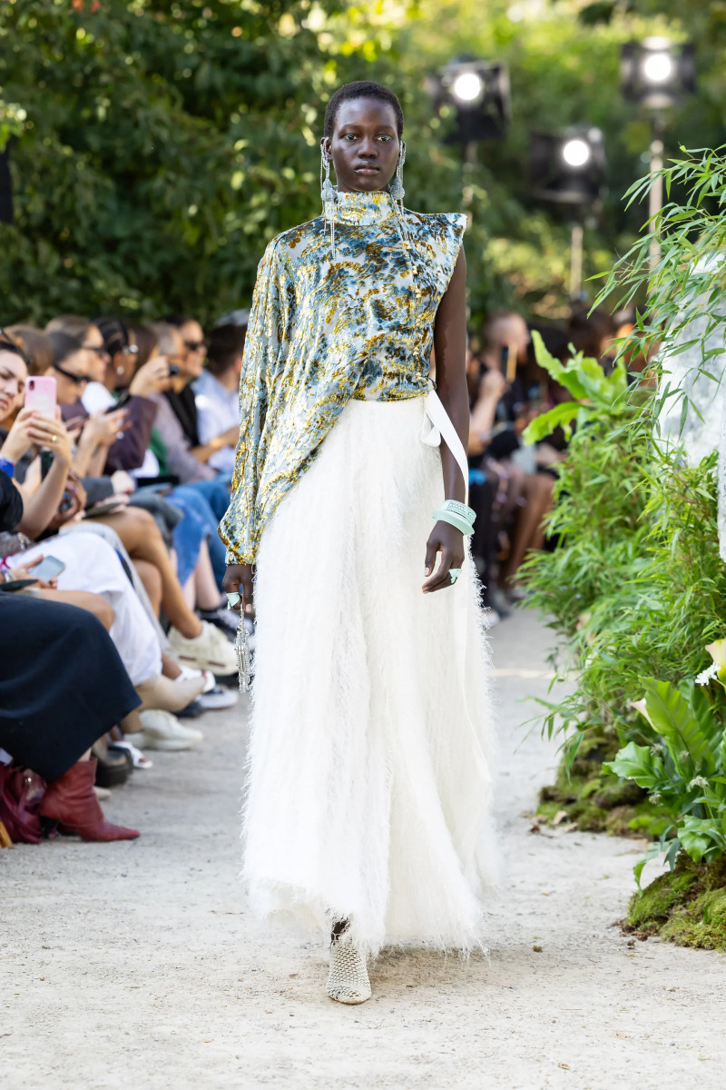 00015-mithridate-spring-2024-ready-to-wear-credit-brand-spon.JPG.webp