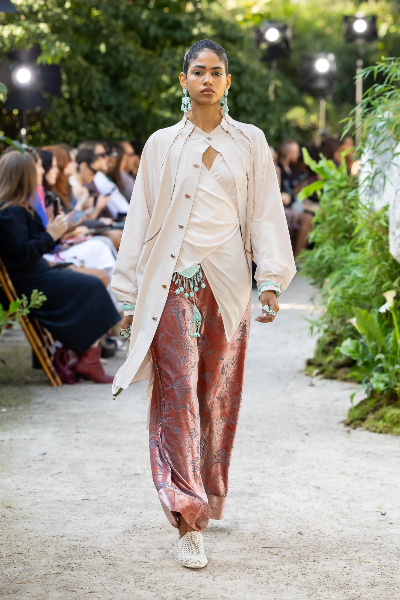 00025-mithridate-spring-2024-ready-to-wear-credit-brand-spon.JPG.webp