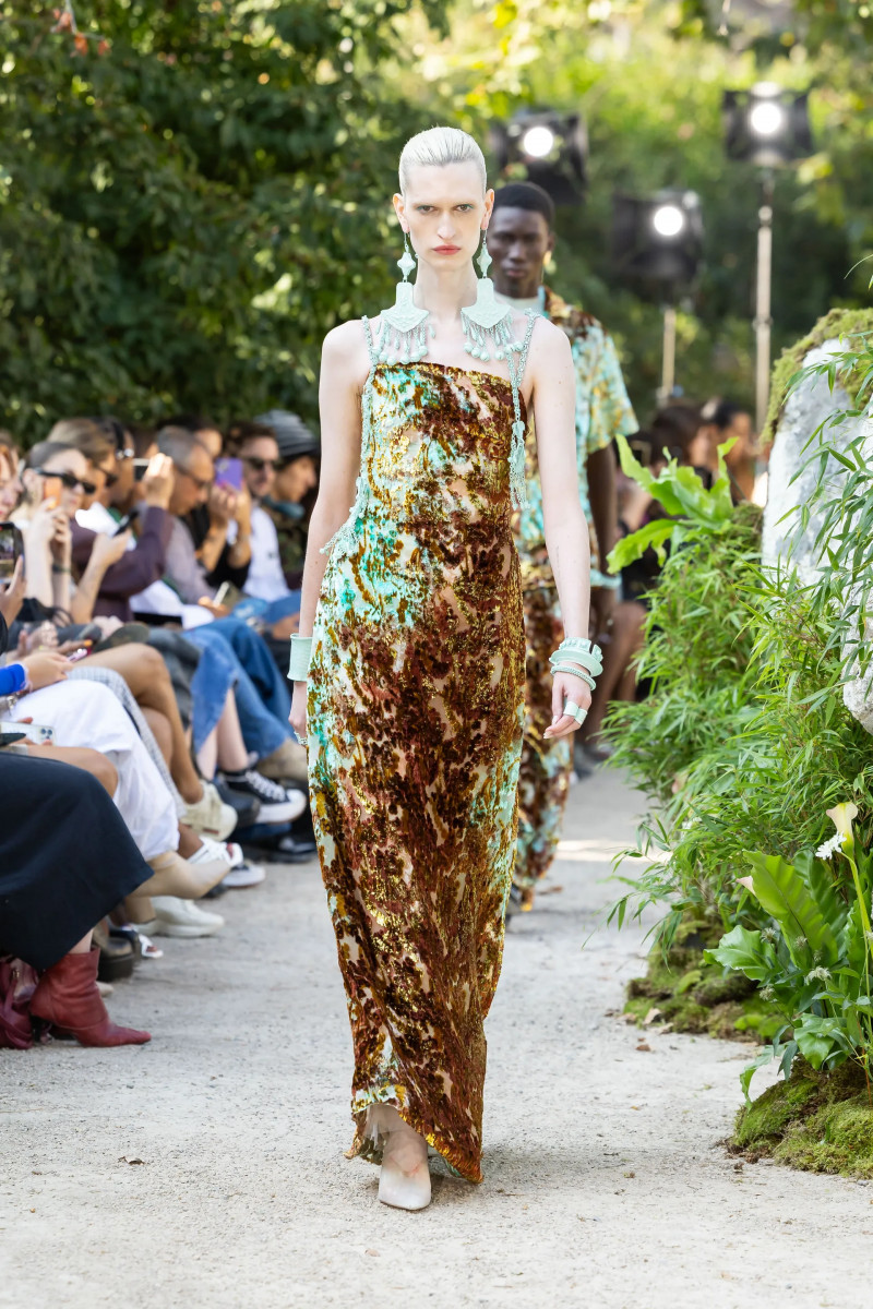 00035-mithridate-spring-2024-ready-to-wear-credit-brand-spon.JPG.webp