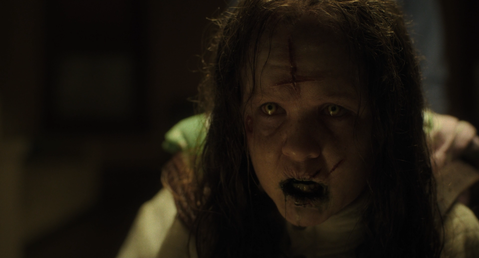 The.Exorcist.Believer.2023.1080p.BluRay.DD+7.1.x264-REBORN-RGB.mkv_snapshot_01.29.49.758.png