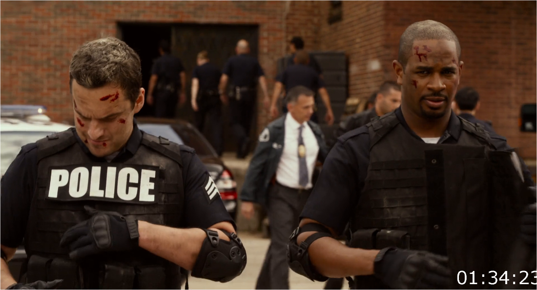 Let's Be Cops (2014) [1080p] BluRay (x264) F8079e4af2eaee21844f6f233df5bc97