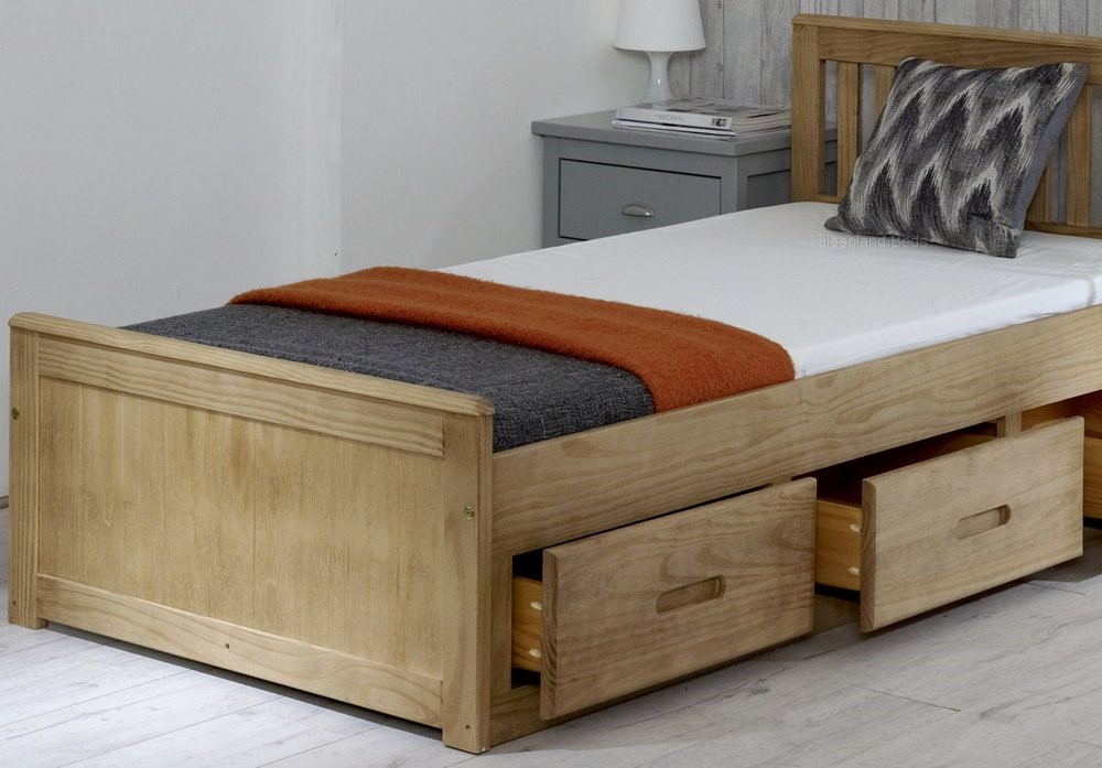 Односпальные кровати с выдвижными ящиками для хранения