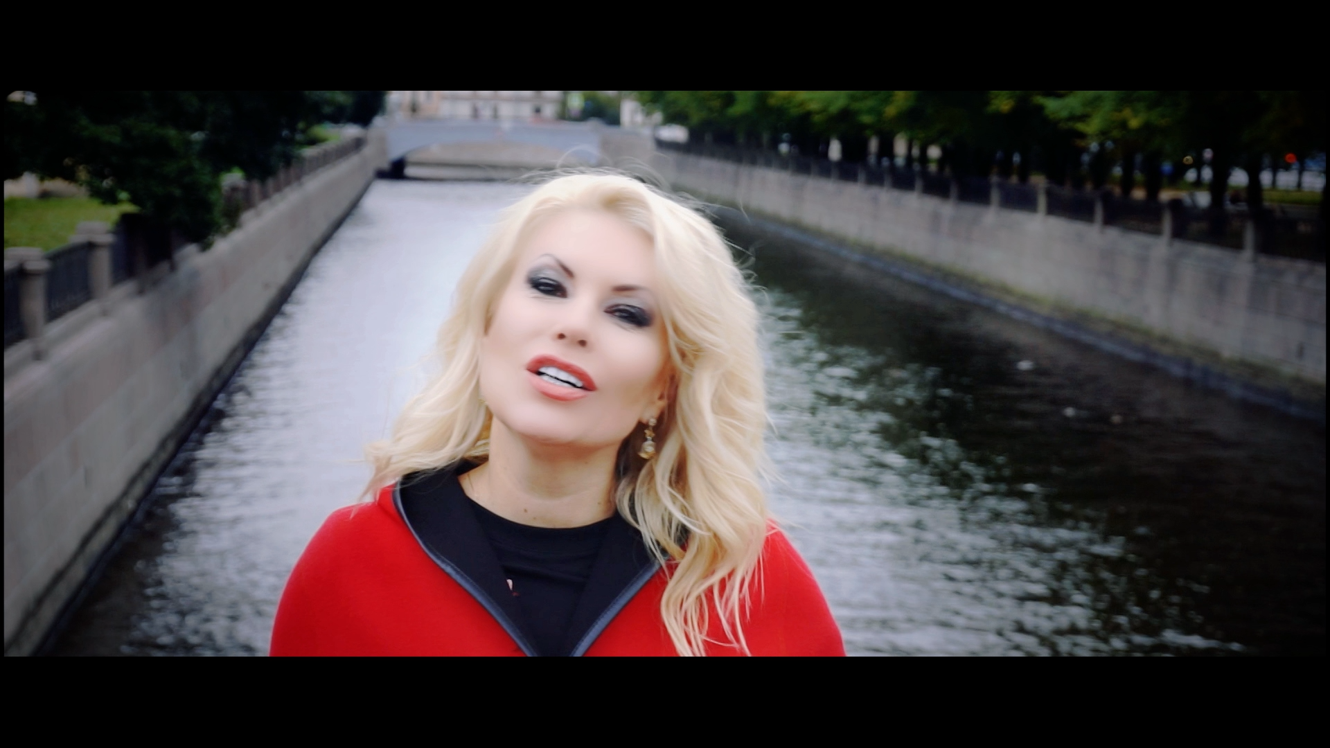 В Петербурге дождь.mp4_snapshot_03.09.117.png