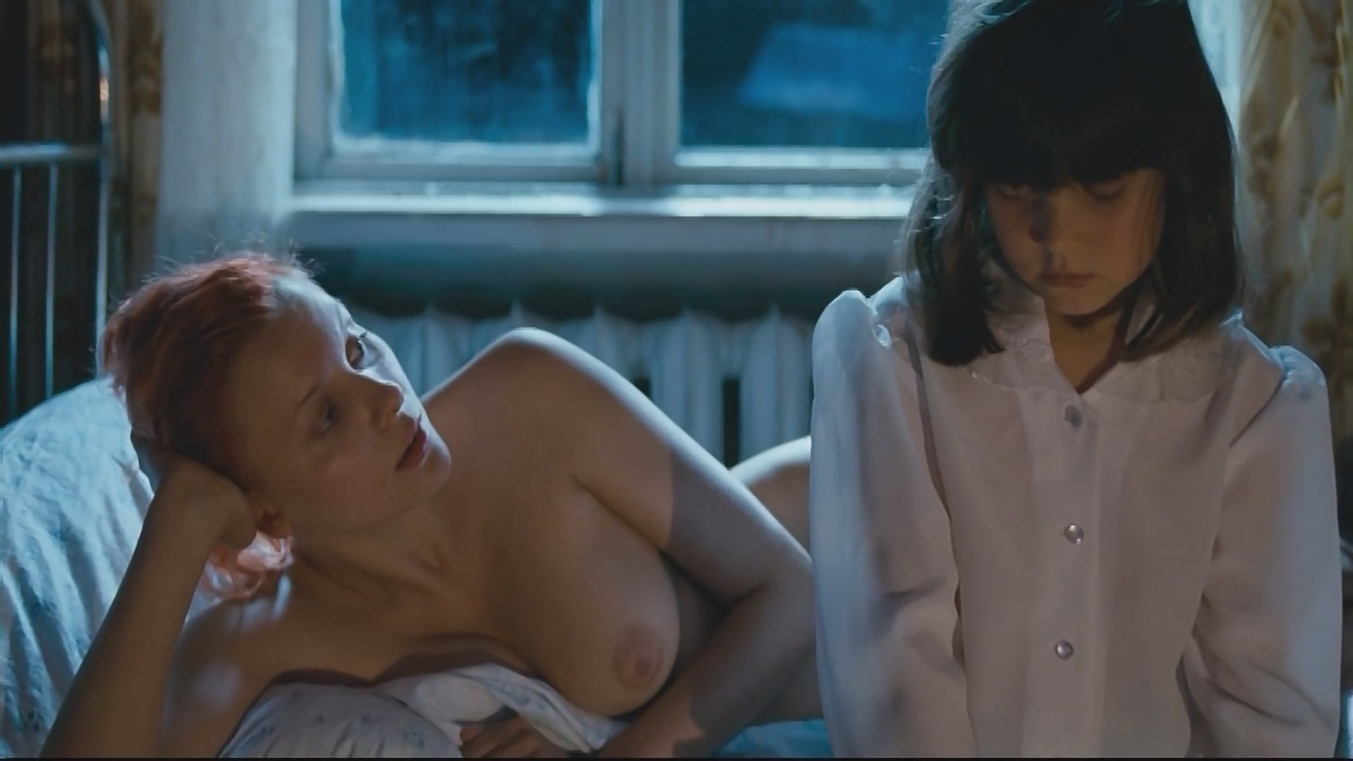 Яна Троянова Волчок (2009) SD.mp4_000050.480.jpg