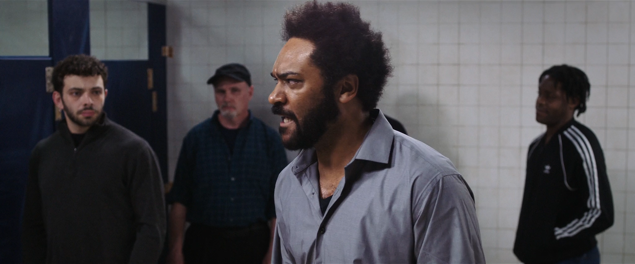 Stalled 2023 WEB-DL 1080p.mkv_snapshot_09.18.png