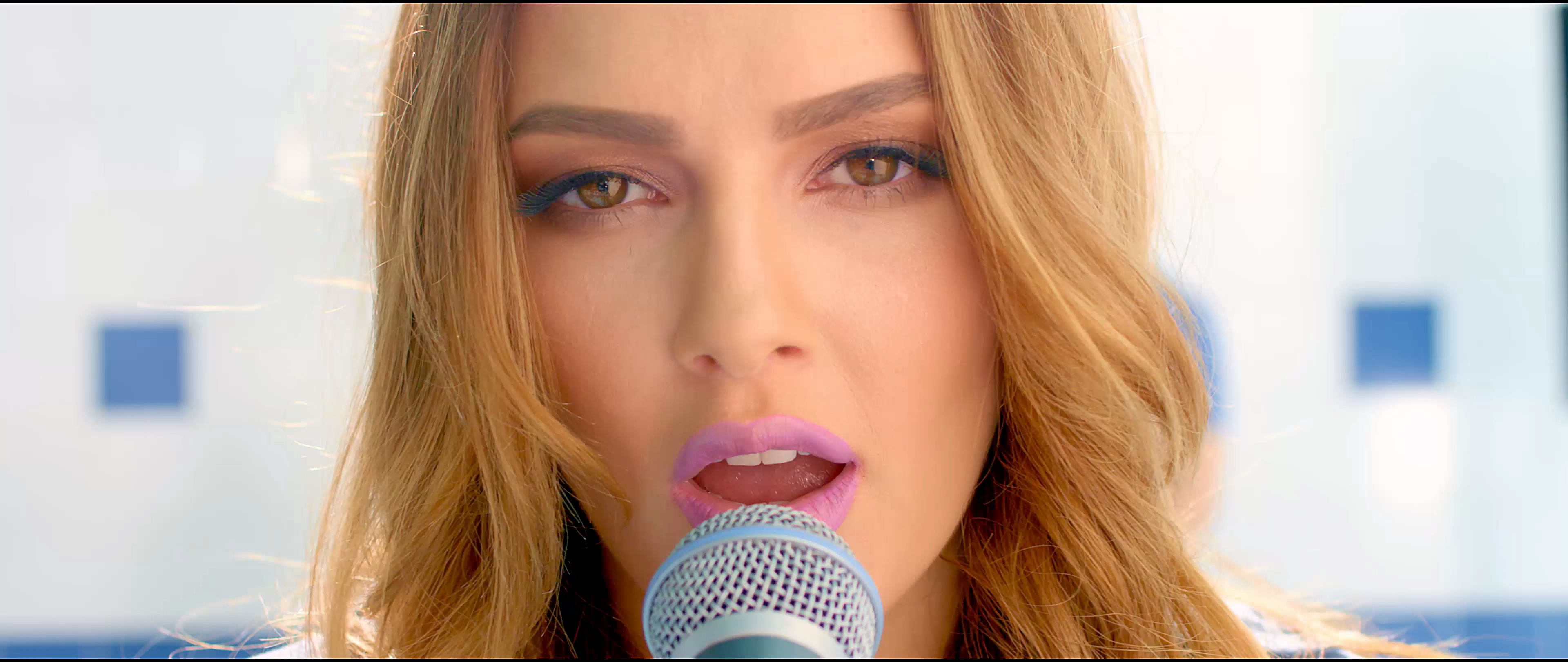 Serebro - Chocolate [Master 4K](2016).mp4_20240901_225900.247.png