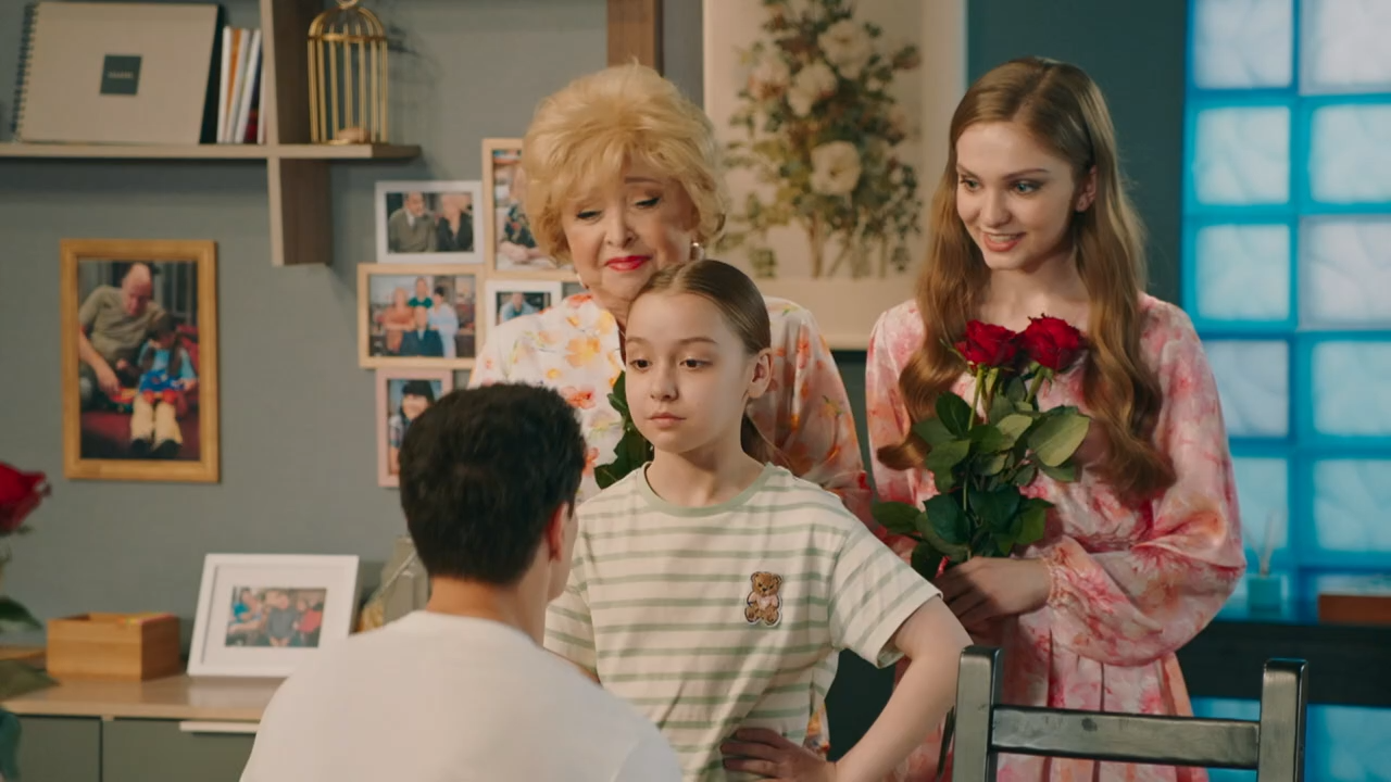 01 Костя Вера.2024.WEB-DL720p.Files-x.mkv_snapshot_10.30.png