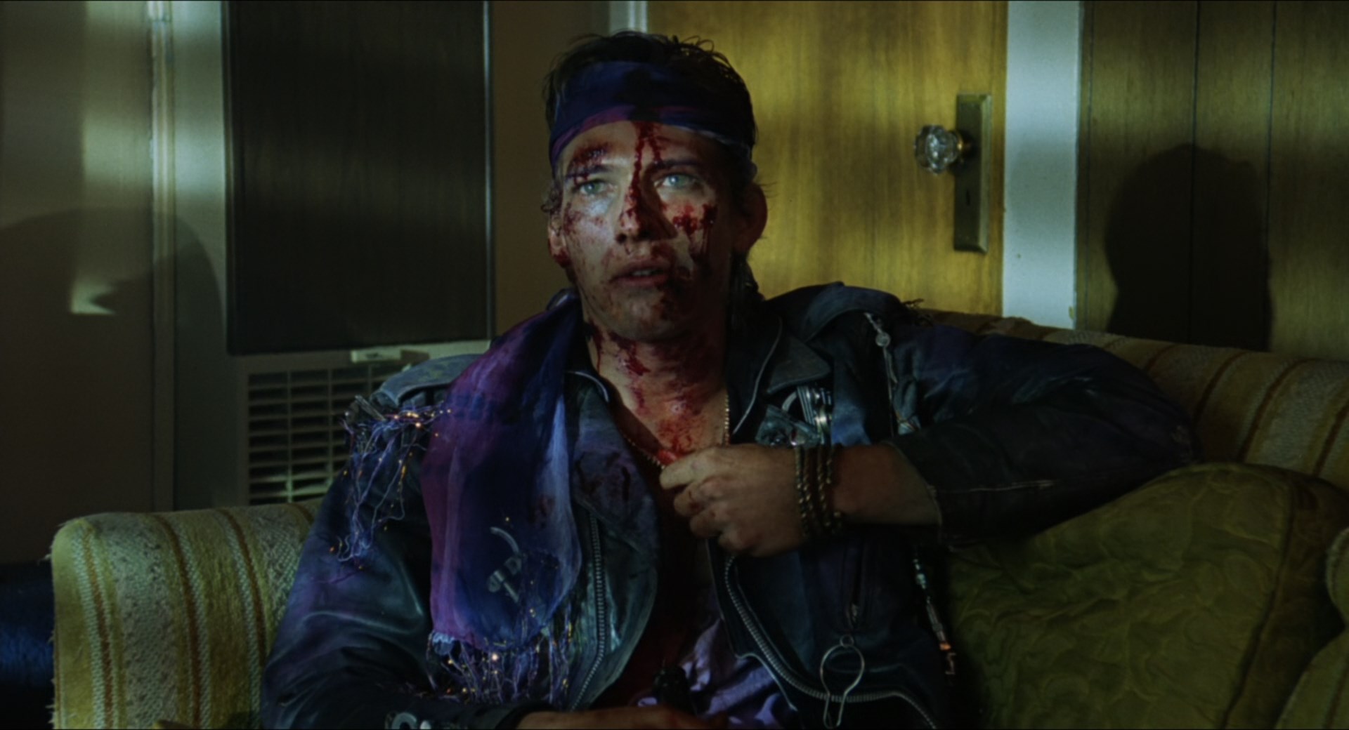 Class of 1999 (1990) BDRip-HEVC 1080p 10 bit.mkv_snapshot_00.23.20.963.jpg