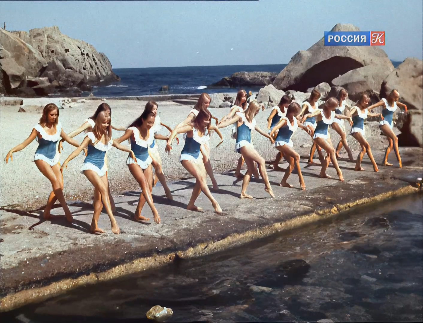 Небесные ласточки (1-я серия) (Россия К) 1080.mkv_snapshot_00.04.19.779.png