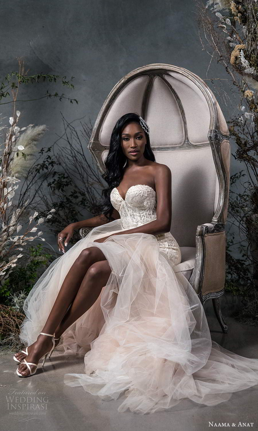naama-anat-fall-2020-bridal-strapless-sweetheart-necklin_006.jpg
