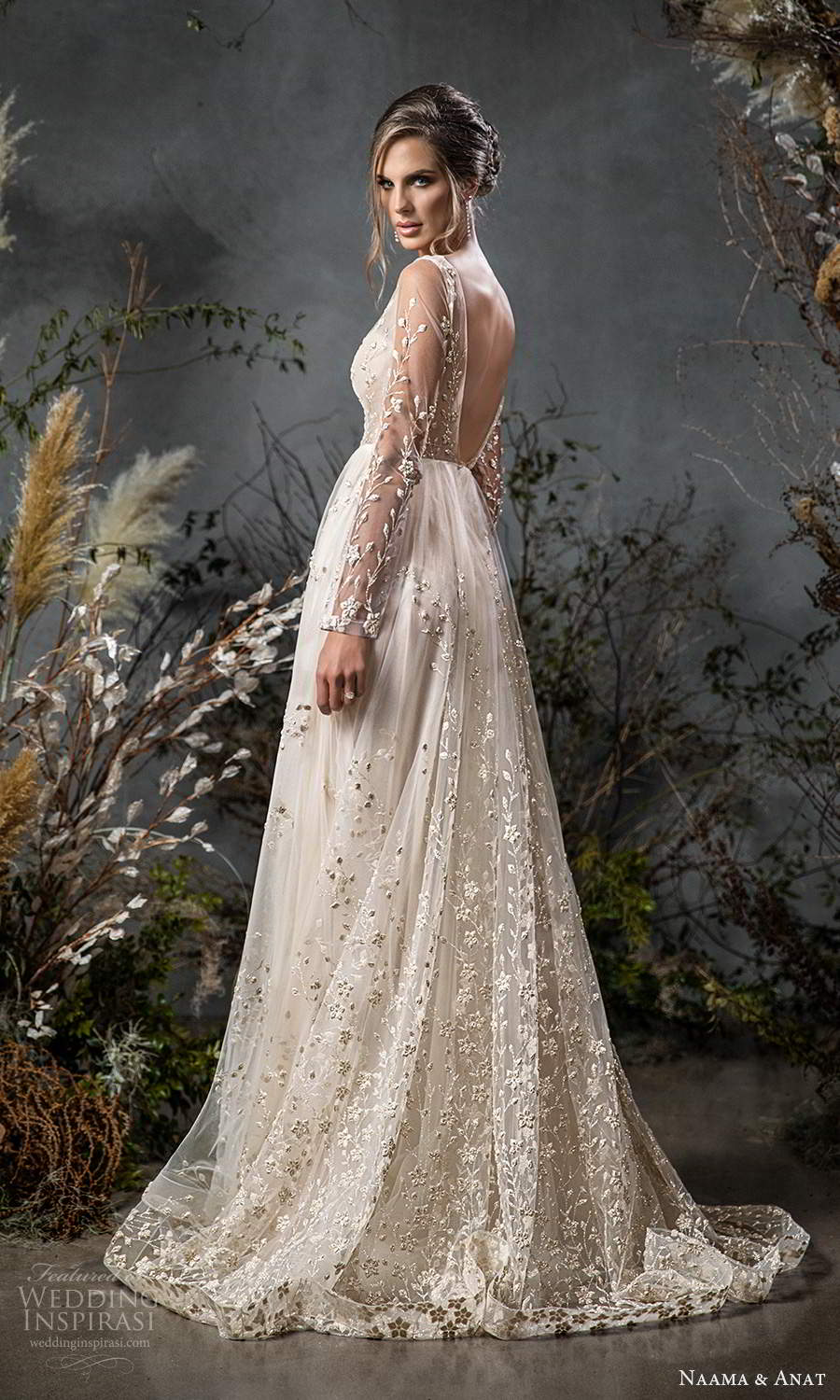 naama-anat-fall-2020-bridal-illusion-long-sleeves-plungi_003.jpg