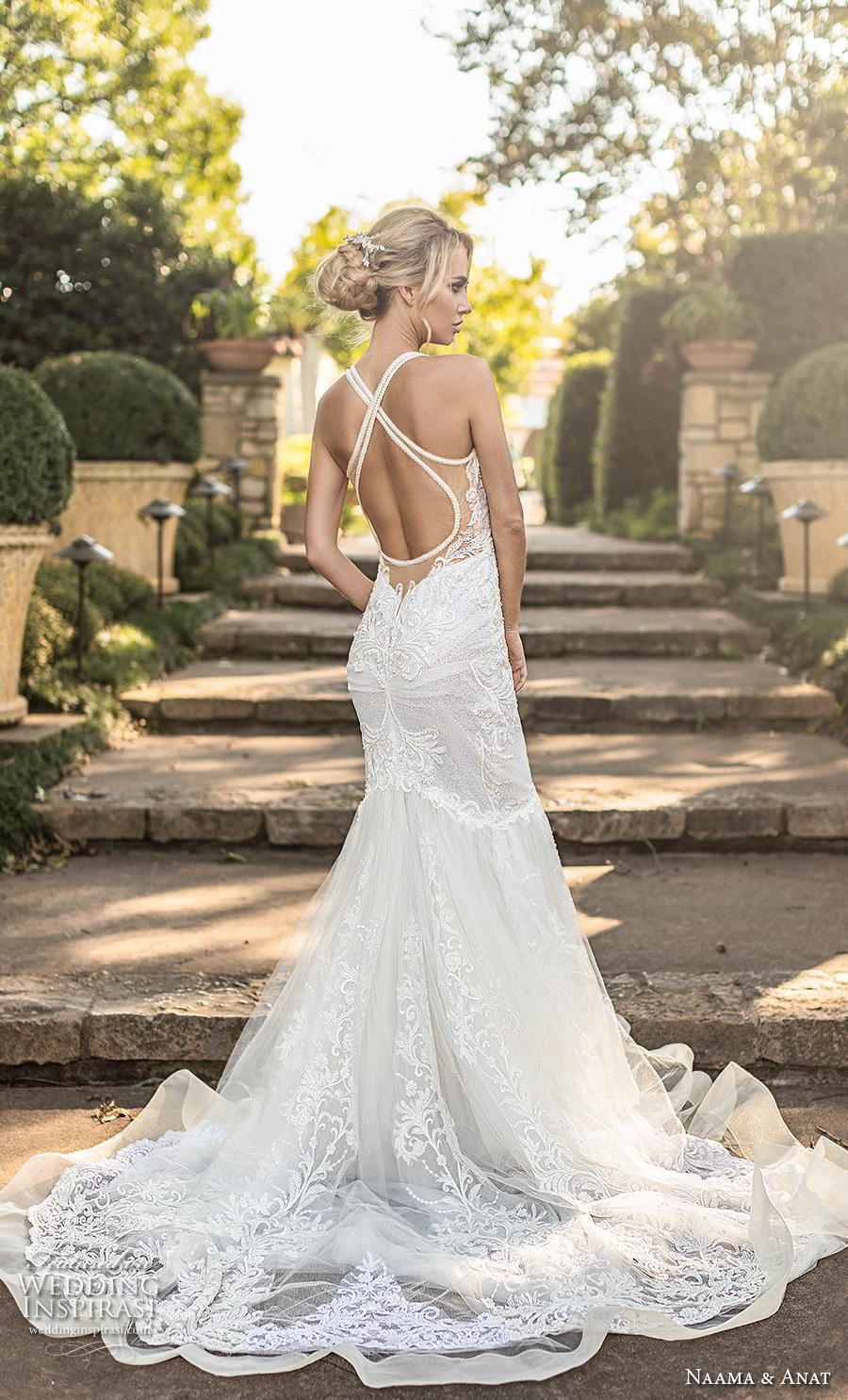 naama-anat-fall-2019-couture-bridal-sleeveless-halter-strap-.jpg