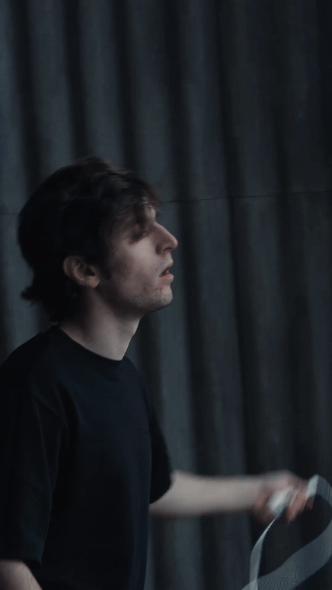 https://i7.imageban.ru/out/2024/12/25/06e2ebb3e004f2e8a8ebedbbc6a8925b.gif