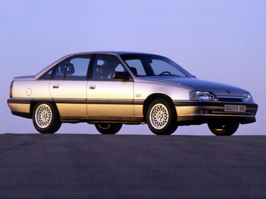 1990 Opel Omega 002.jpg
