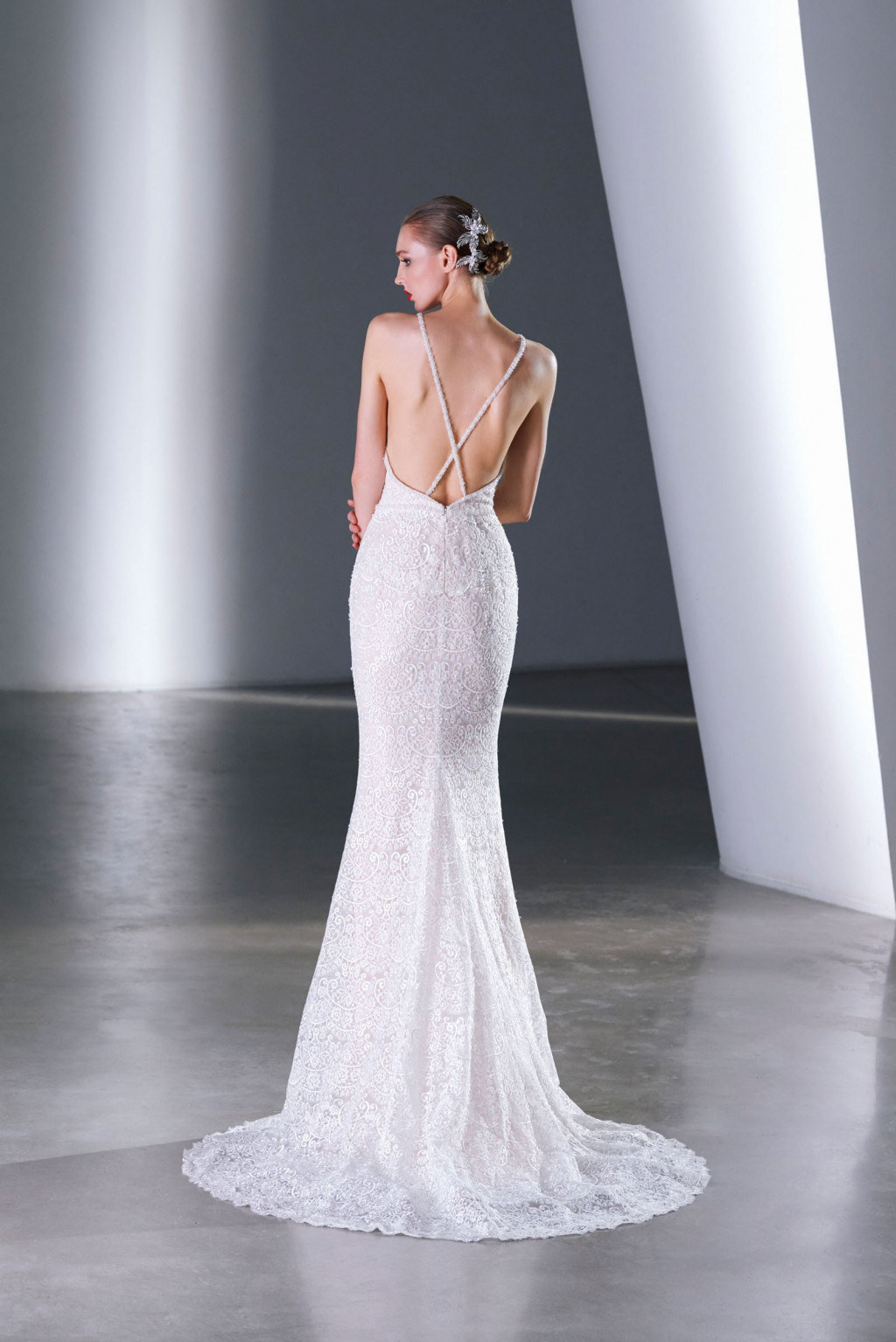 dany_tabet-bridal-2018-2019bluebox-1696_f-resp2400v.jpg