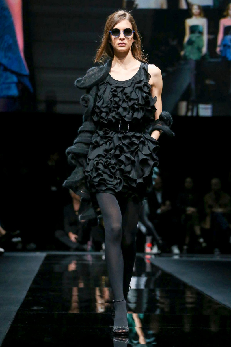 Emporio-Armani-RTW-FW20-Milan-6479-1582282645.jpg