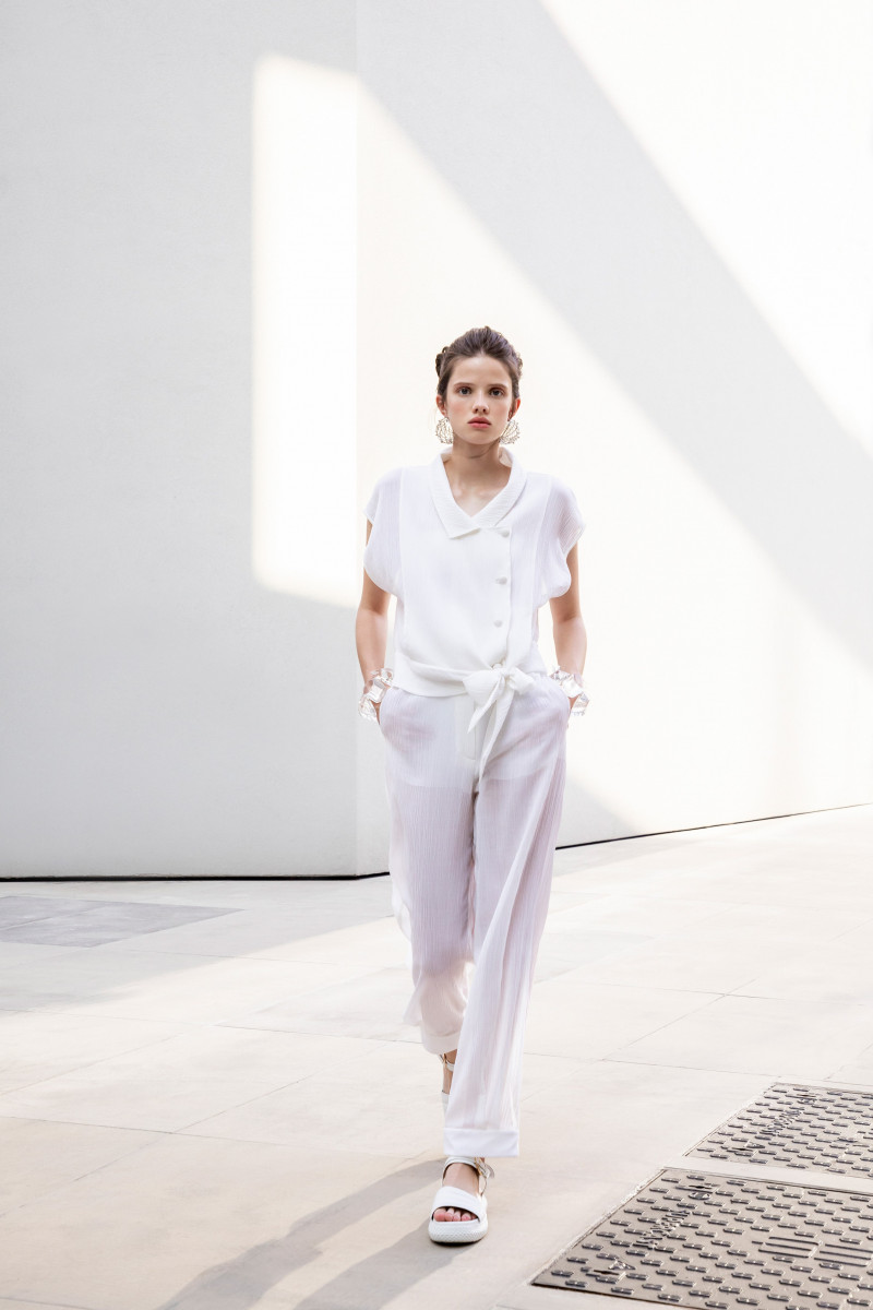 00043-Emporio-Armani-RTW-Spring-21.jpg