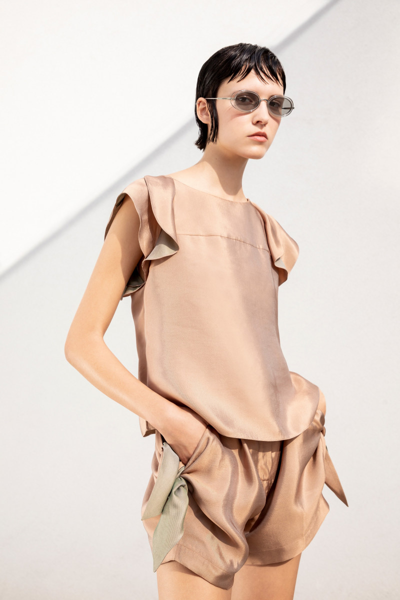 00006-Emporio-Armani-RTW-Spring-21.jpg
