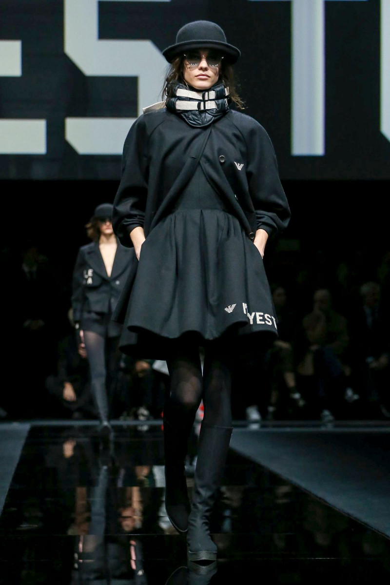 Emporio-Armani-RTW-FW20-Milan-5956-1582282221.jpg