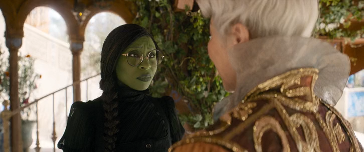 Wicked.2024.HDRip-AVC.ExKinoRay.mkv_snapshot_00.26.45.979.png