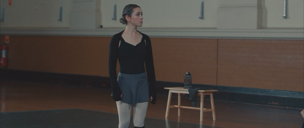 Красные башмачки. Новая глава (2023) WEB-DLRip-AVC_ivanes .mkv_20250216_075935.860.png