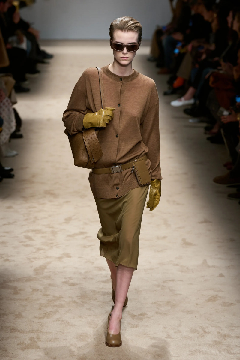 00009-tods-fall-2025-ready-to-wear-credit-gorunway.webp