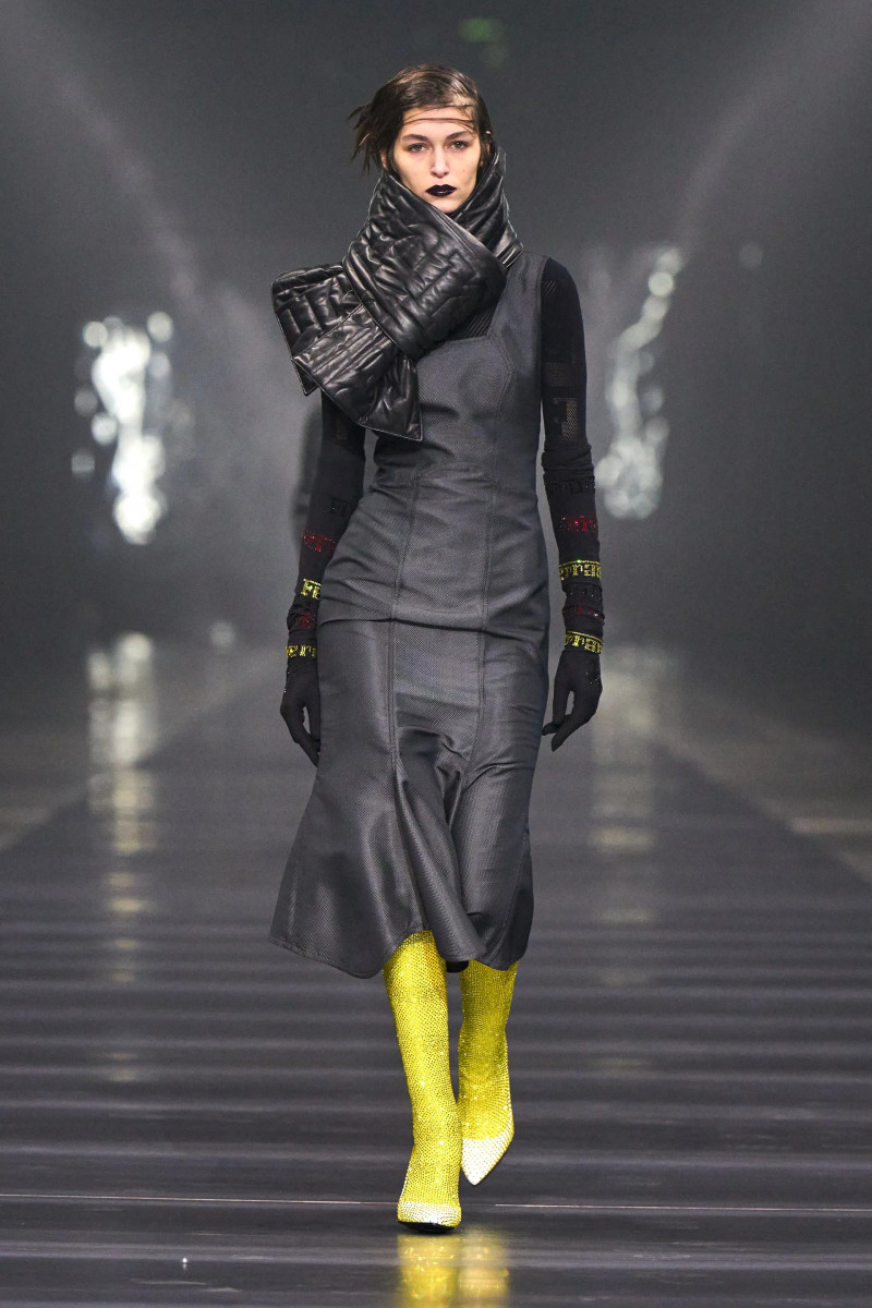 00040-ferrari-fall-2022-ready-to-wear-milan-credit-filippo-fior-gorunway.webp