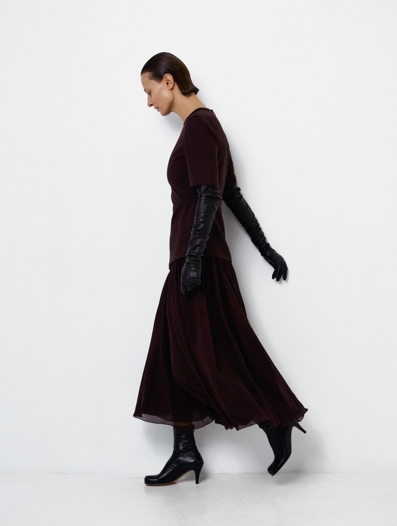 mantu-fall-25-rtw-r-ho-019.jpeg