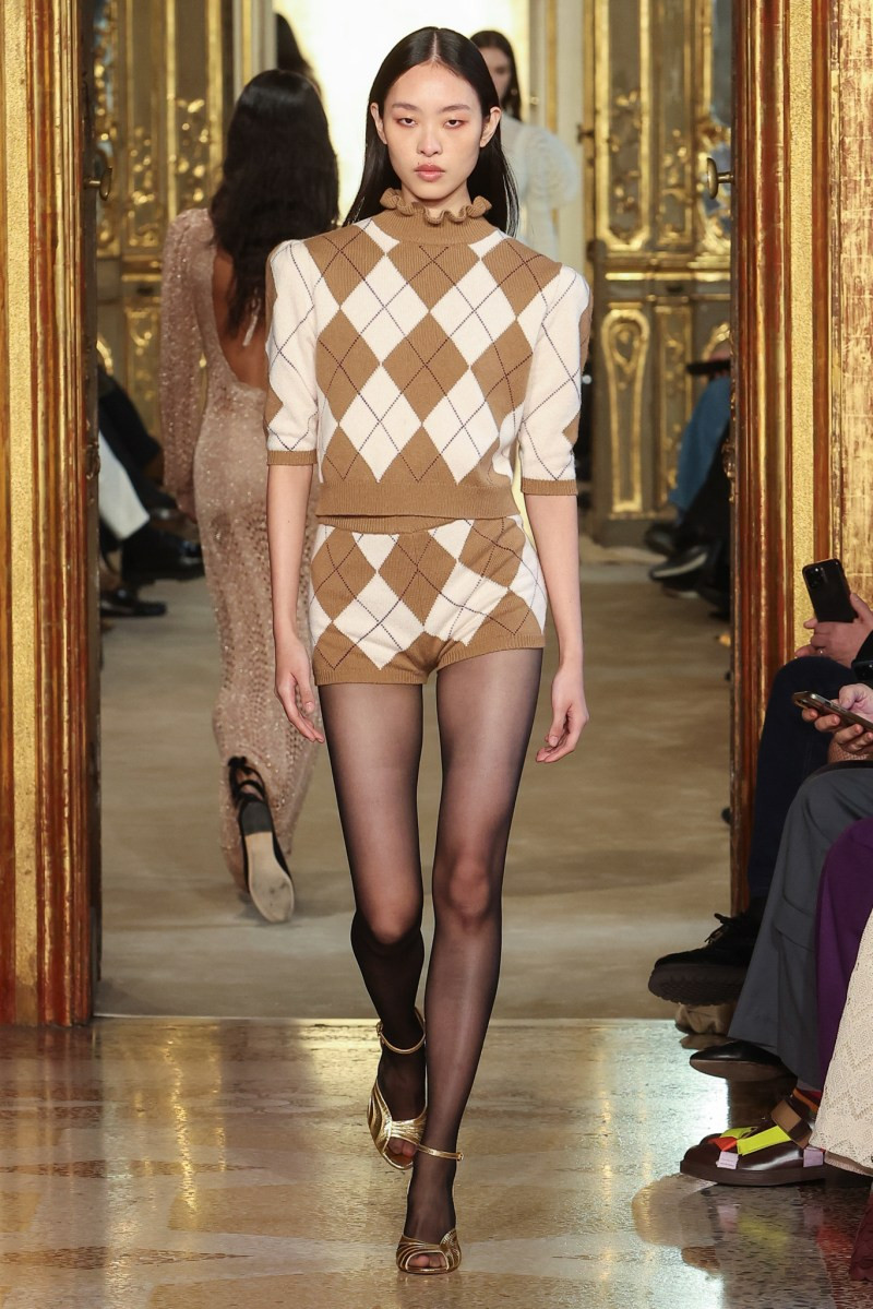 twinset-fall-25-rtw-r-ho-031.jpeg