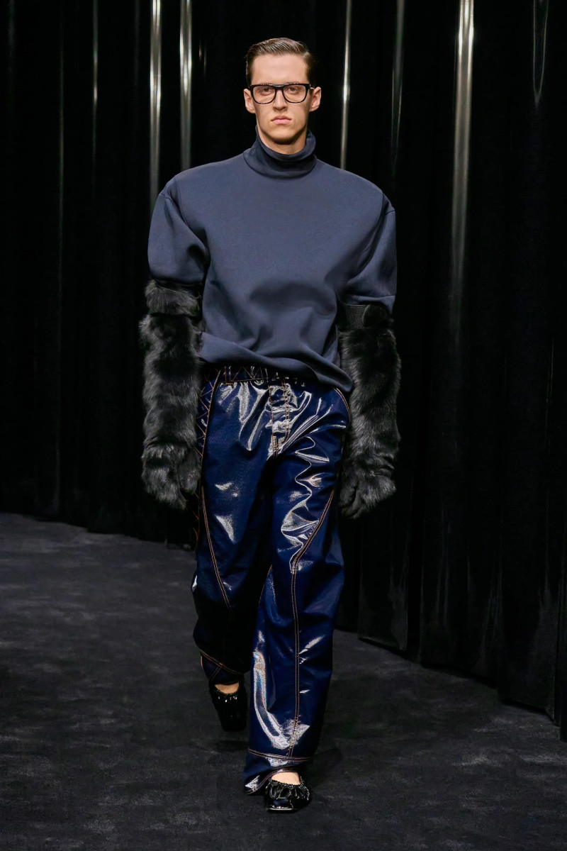 00039-ferrari-fall-2024-ready-to-wear-credit-gorunway.webp