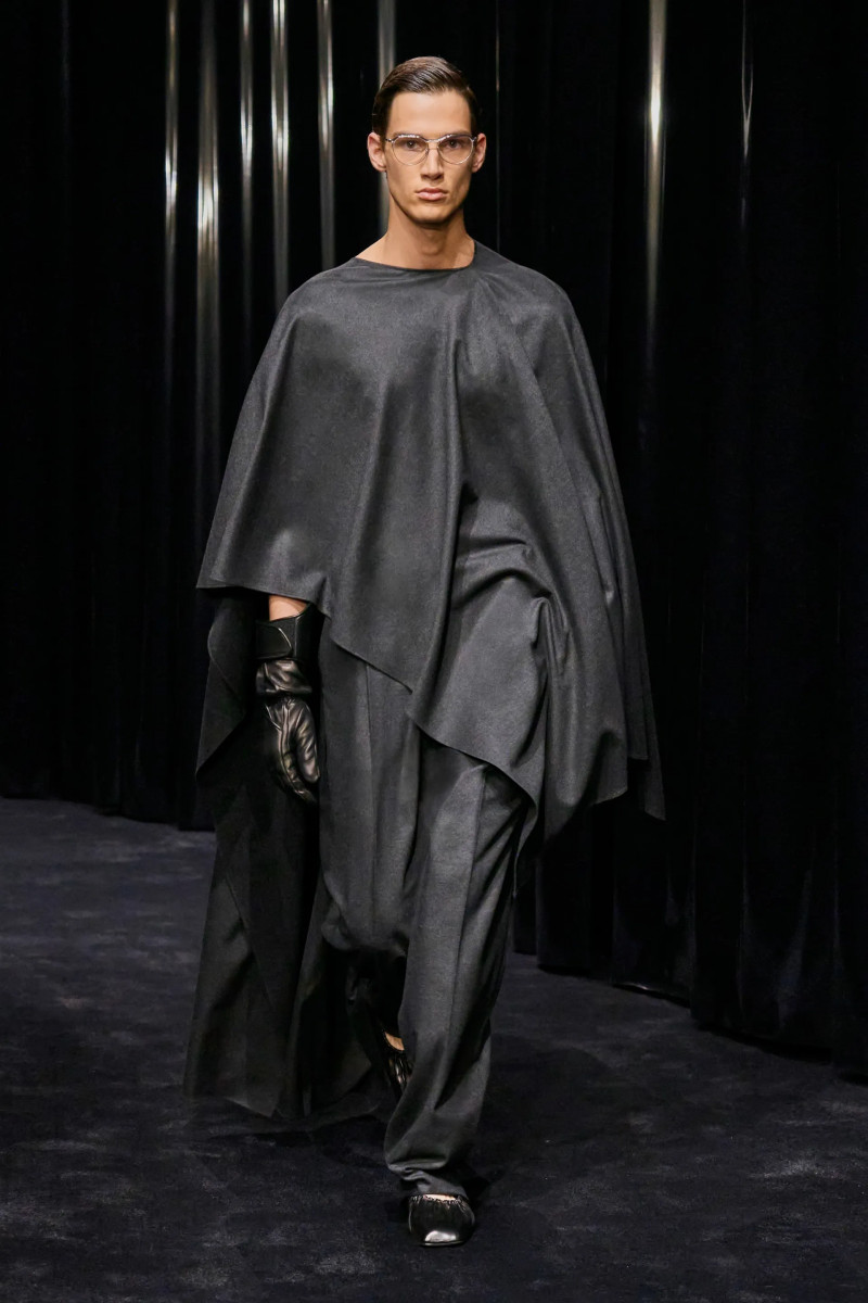 00019-ferrari-fall-2024-ready-to-wear-credit-gorunway.webp
