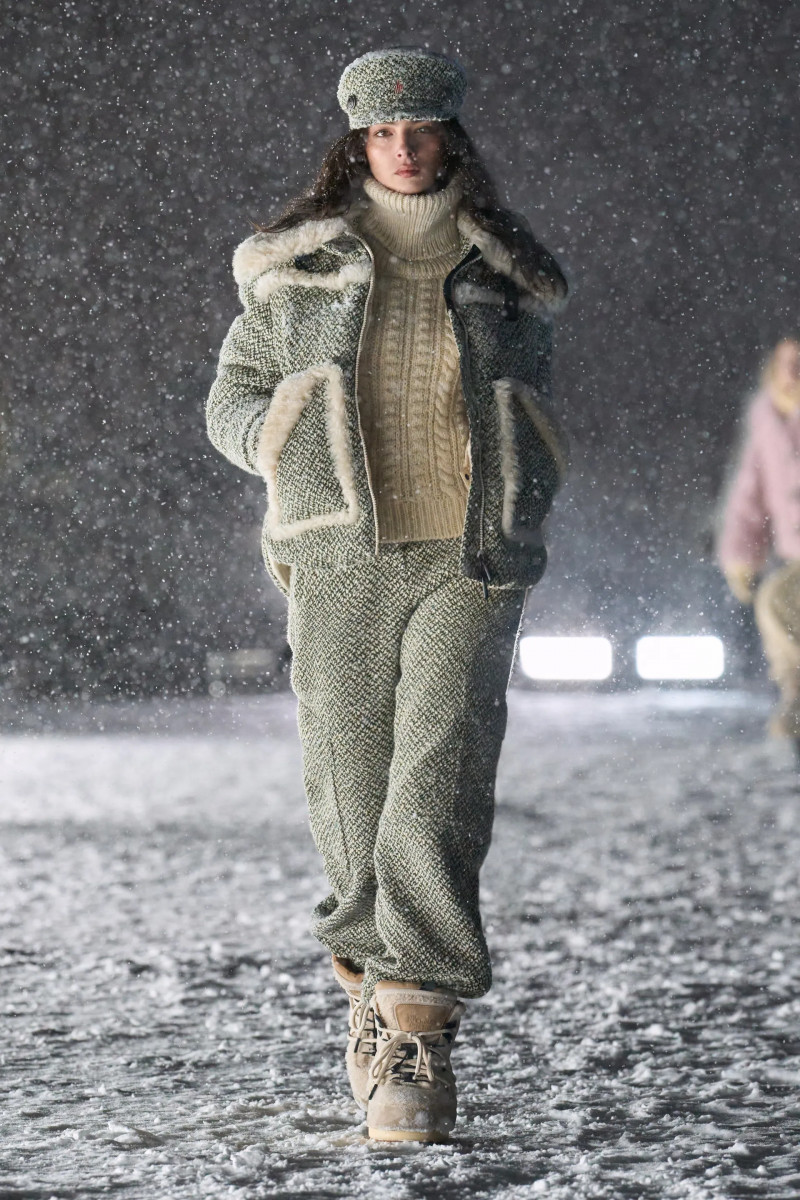 00059-moncler-grenob-fall-2025-ready-to-wear-credit-brand.webp