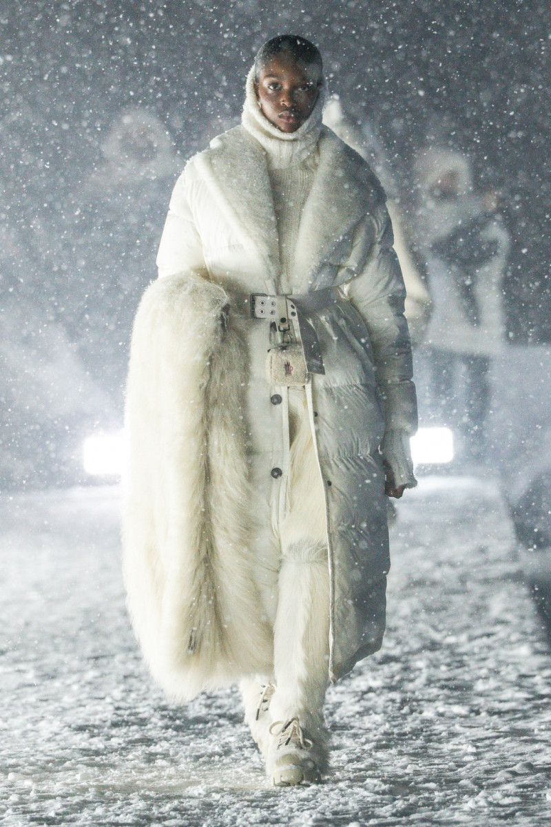 Moncler-Grenoble-F25-runway-GG-121.jpg