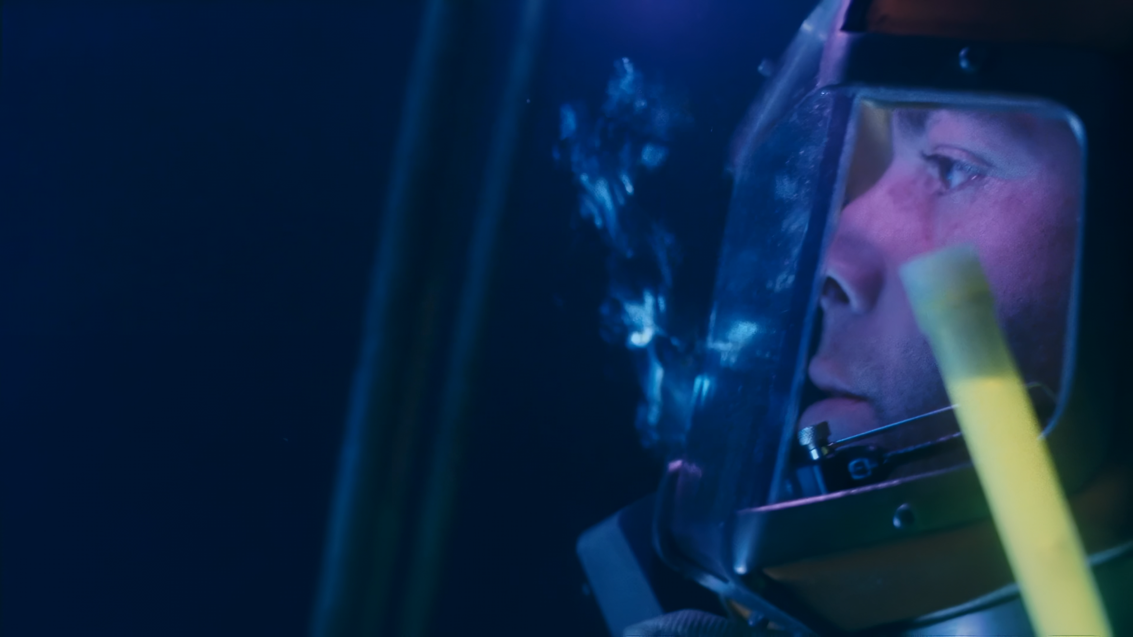 The Abyss (1989) Special Edition Open Mate UHD SDR Restored in 2160p.mkv_snapshot_00.42.12.697.png