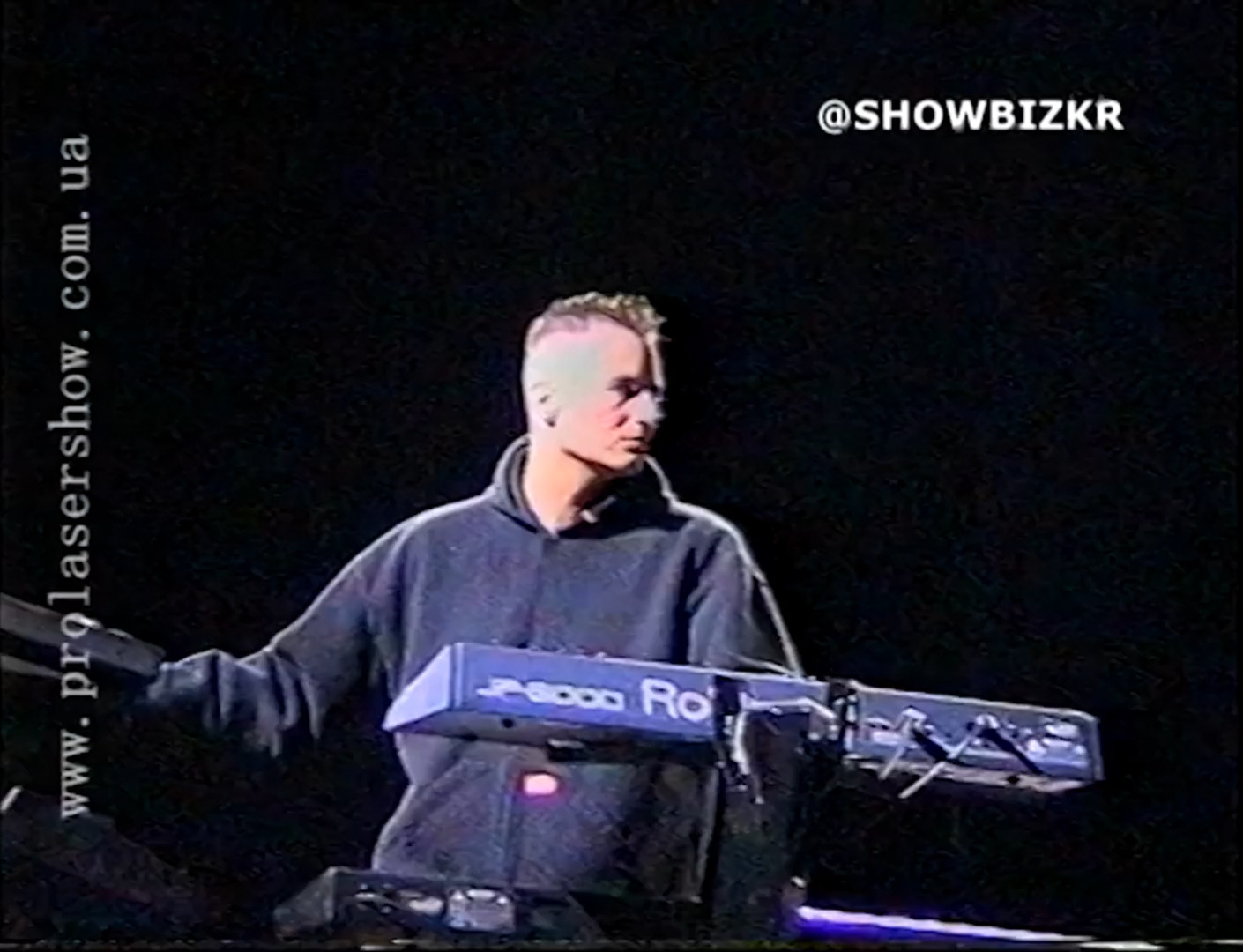 1999 - Live in Dnepropetrovsk.mp4_snapshot_00.05.48.160.png