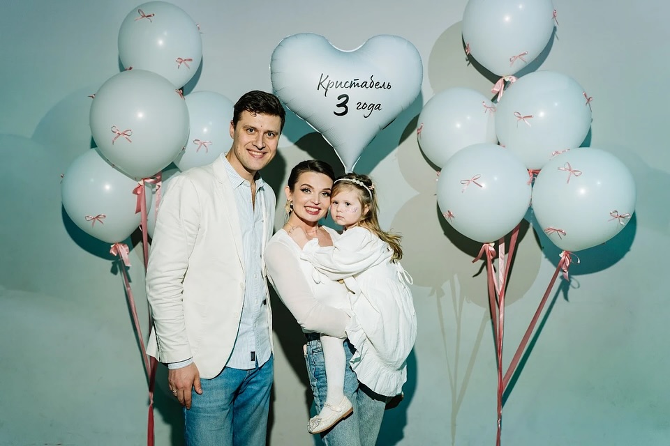 https://i7.imageban.ru/out/2025/04/19/b2058efae0aaa874ead7be80d0db5ab1.jpg