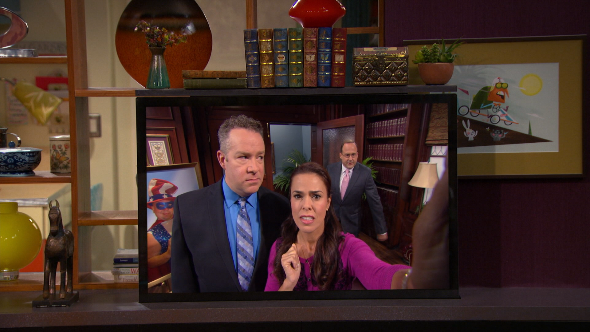 The.Thundermans.S01E07.Weekend.Guest.1080p.WEB-DL.x264.Rus.Eng-@EniaHD.png
