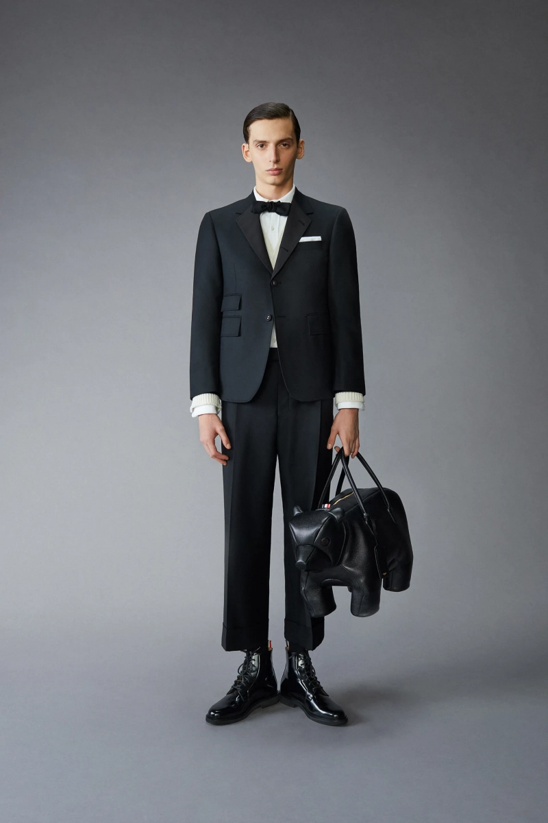 00025-Thom-Browne-Pre-Fall-21.webp