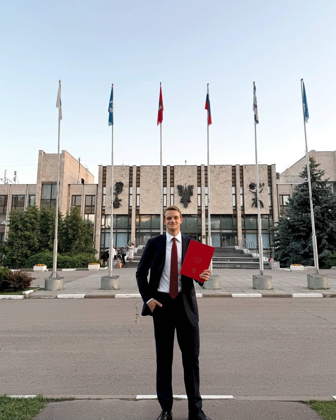 https://i7.imageban.ru/out/2025/07/12/8ccc2a93a68900814aa3bbe6c44c2c45.jpg