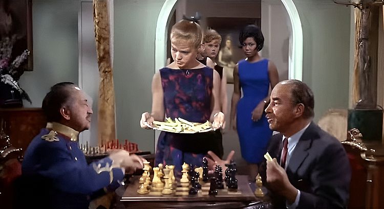 13 напуганных девочек /13 Frightened.Girls/  1963 (0:37:06 /1:27:34) 