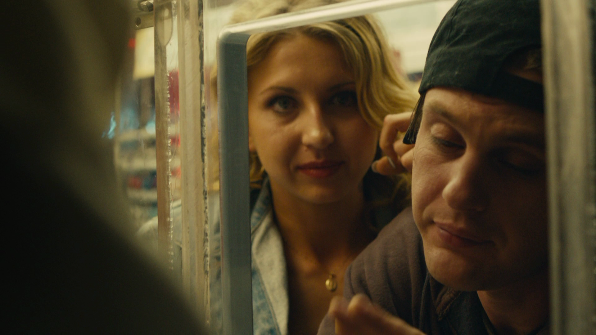 Rob.the.Mob.2014.Millennium.Media.BDRemux.1080p.mkv_20250810_084130.328.png