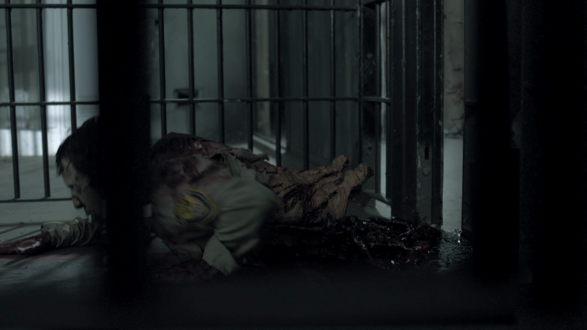 Rise.of.the.Zombies.2012.Asylum.BDRemux.1080p.mkv_20250818_055832.106.png