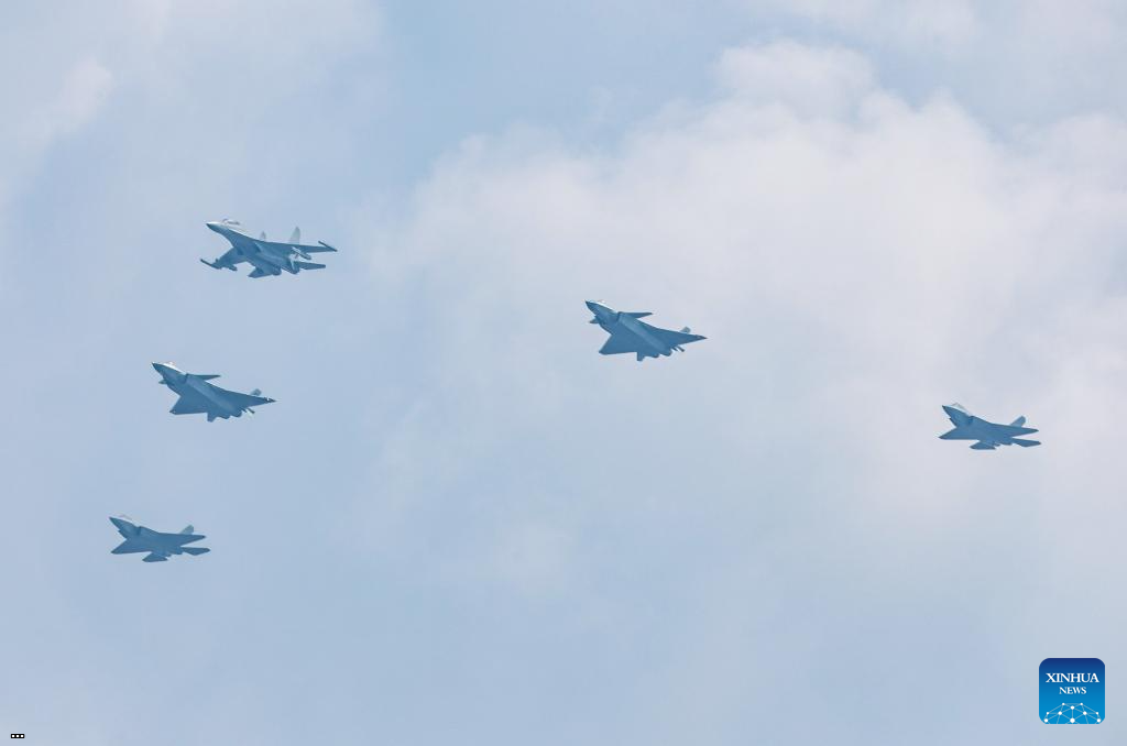 4 - D68JUgFu8QOiykZB.jpg