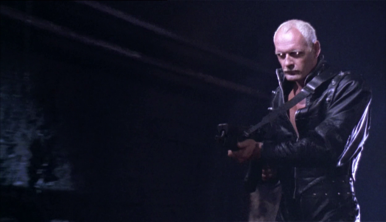    :   / American Cyborg: Steel Warrior (1993) BDRip 720p (    )